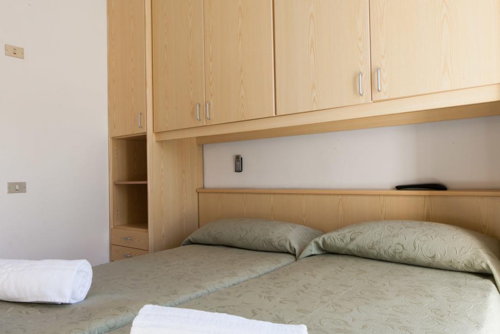 Hotel Suisse Milano Marittima Chambre photo