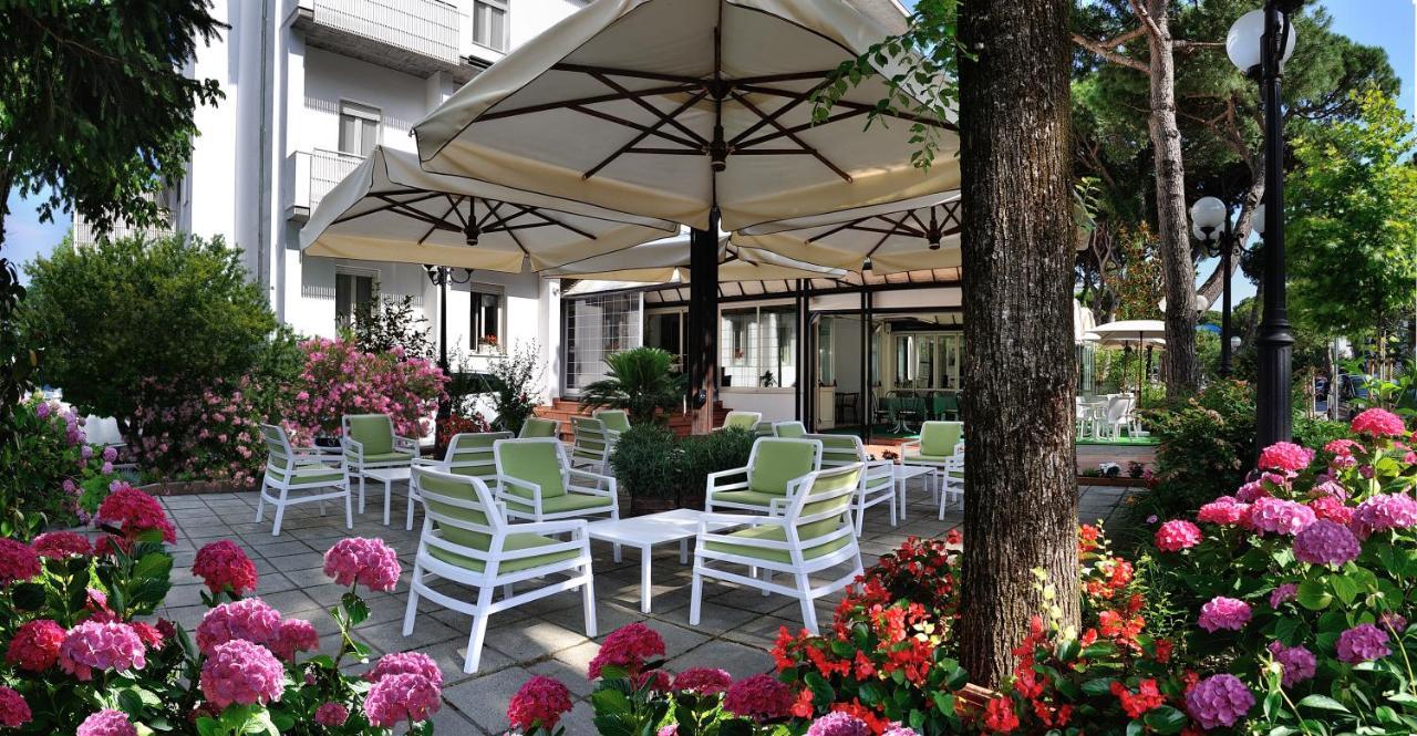 Hotel Suisse Milano Marittima Extérieur photo