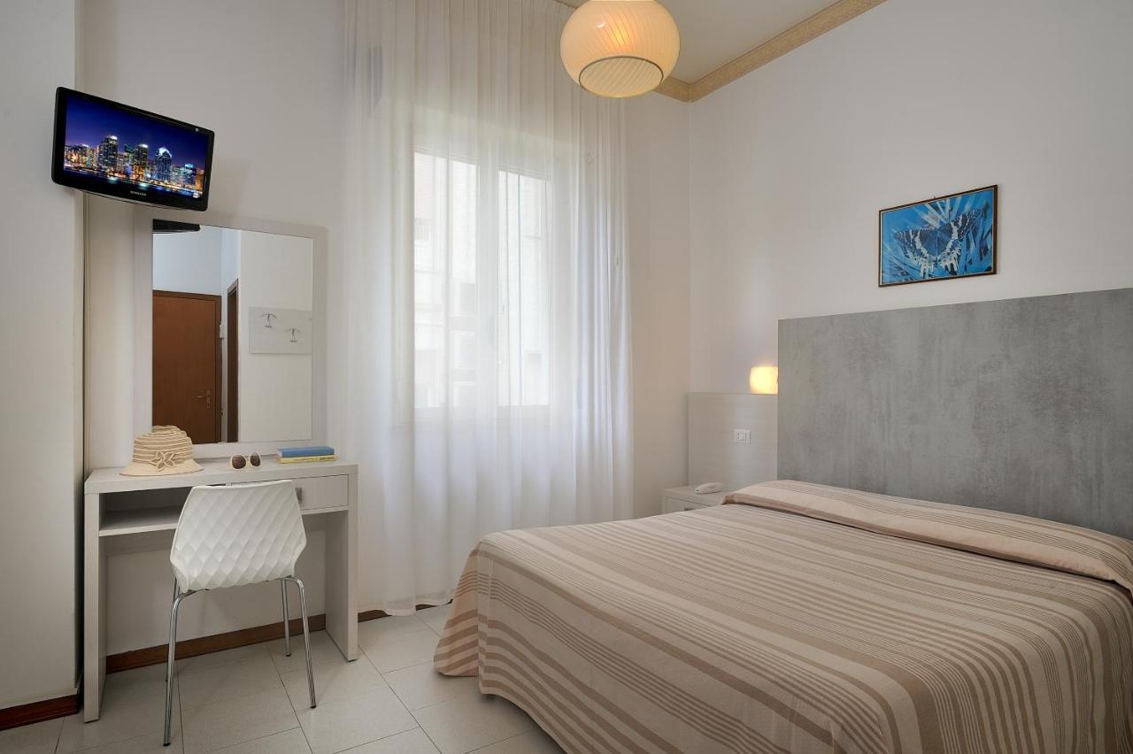 Hotel Suisse Milano Marittima Extérieur photo